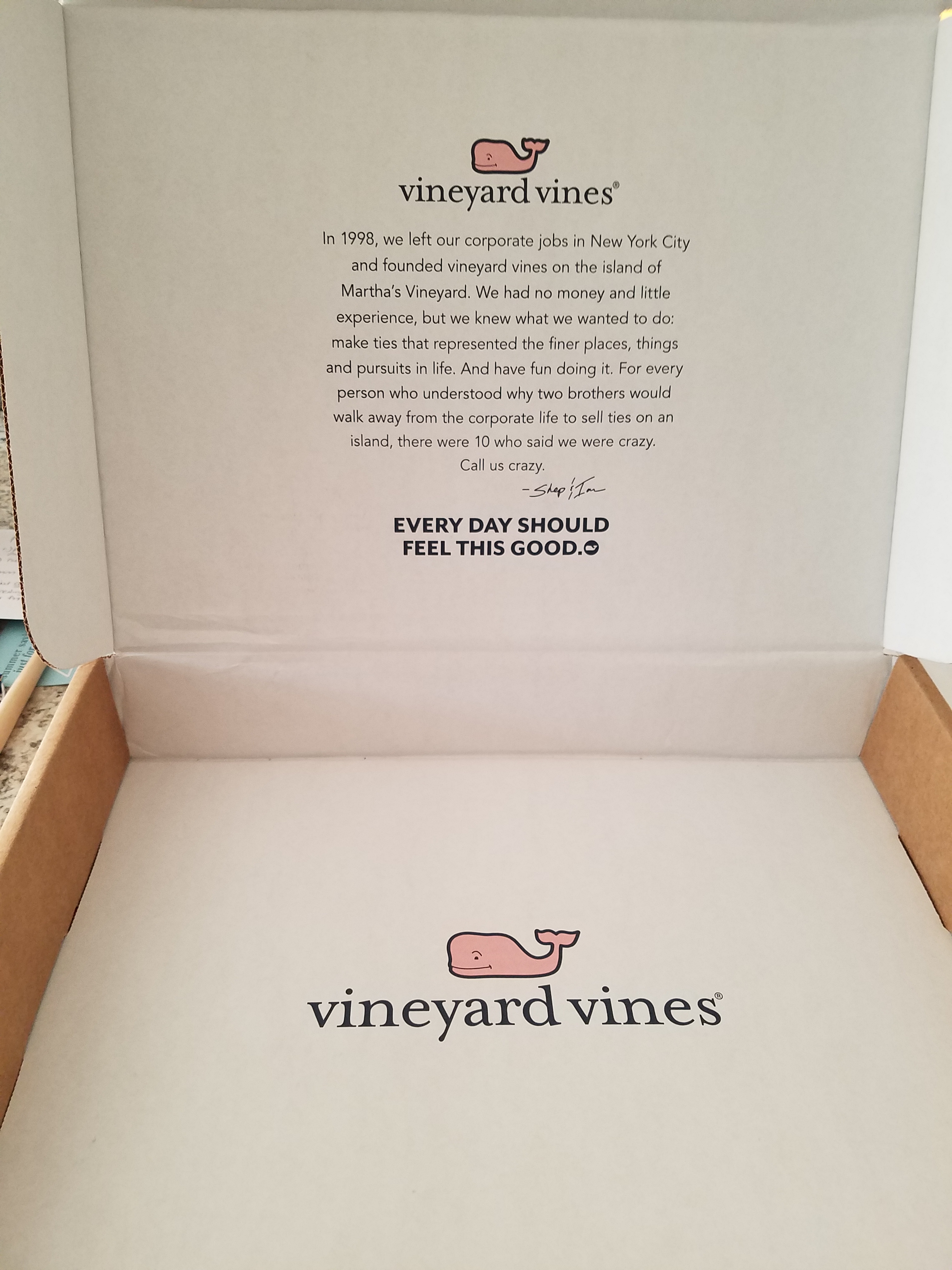 vineyard vines packaging story